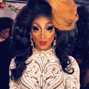 Meet your Posher, Gabrielle